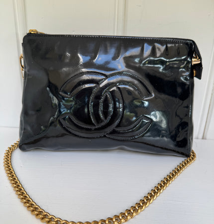 Chanel shoulder bag