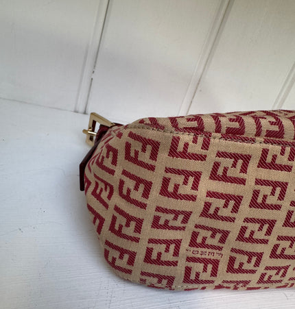 Fendi baguette shoulder bag