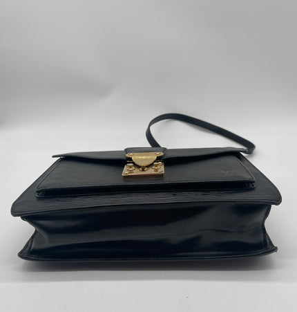 Louis Vuitton monceau crossbody vintage bag