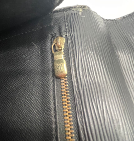 Louis Vuitton monceau crossbody vintage bag