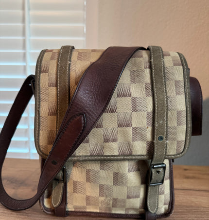 Louis Vuitton crossbody bag