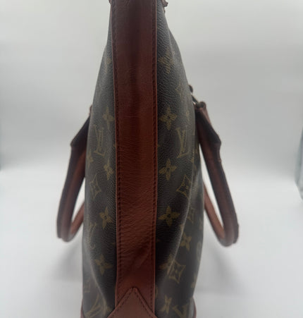 Louis Vuitton shoulder bag