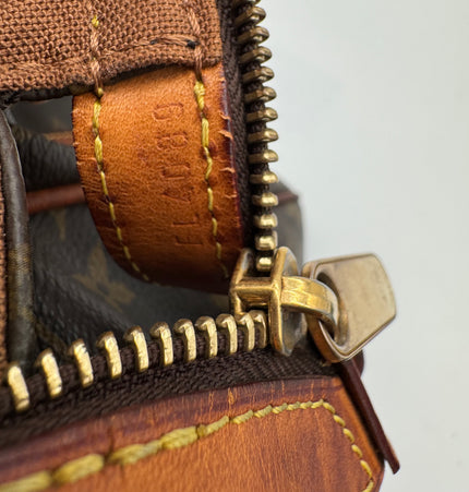 Louis Vuitton stresa shoulder bag