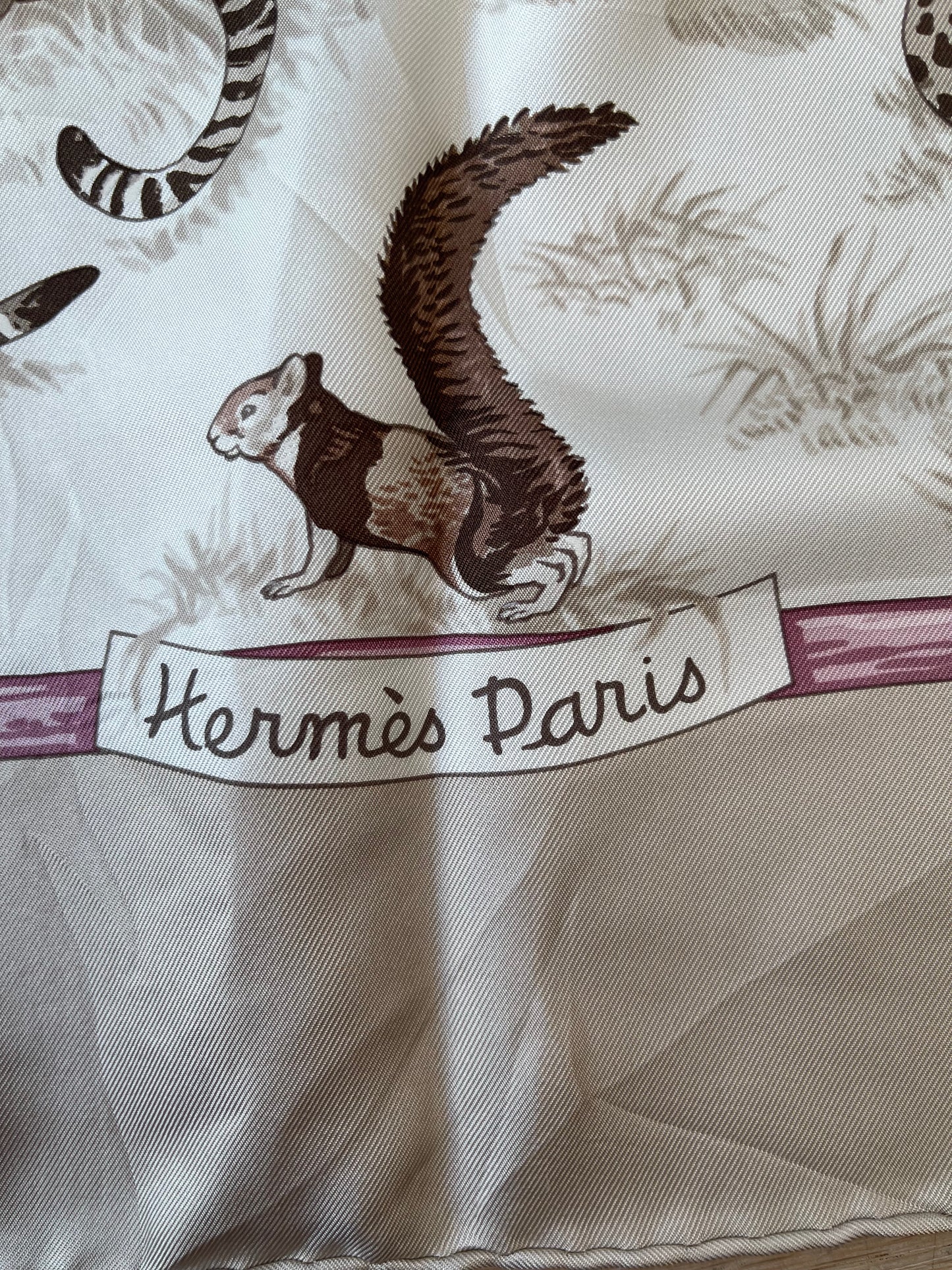 Hermes tendresse feline silk scarf