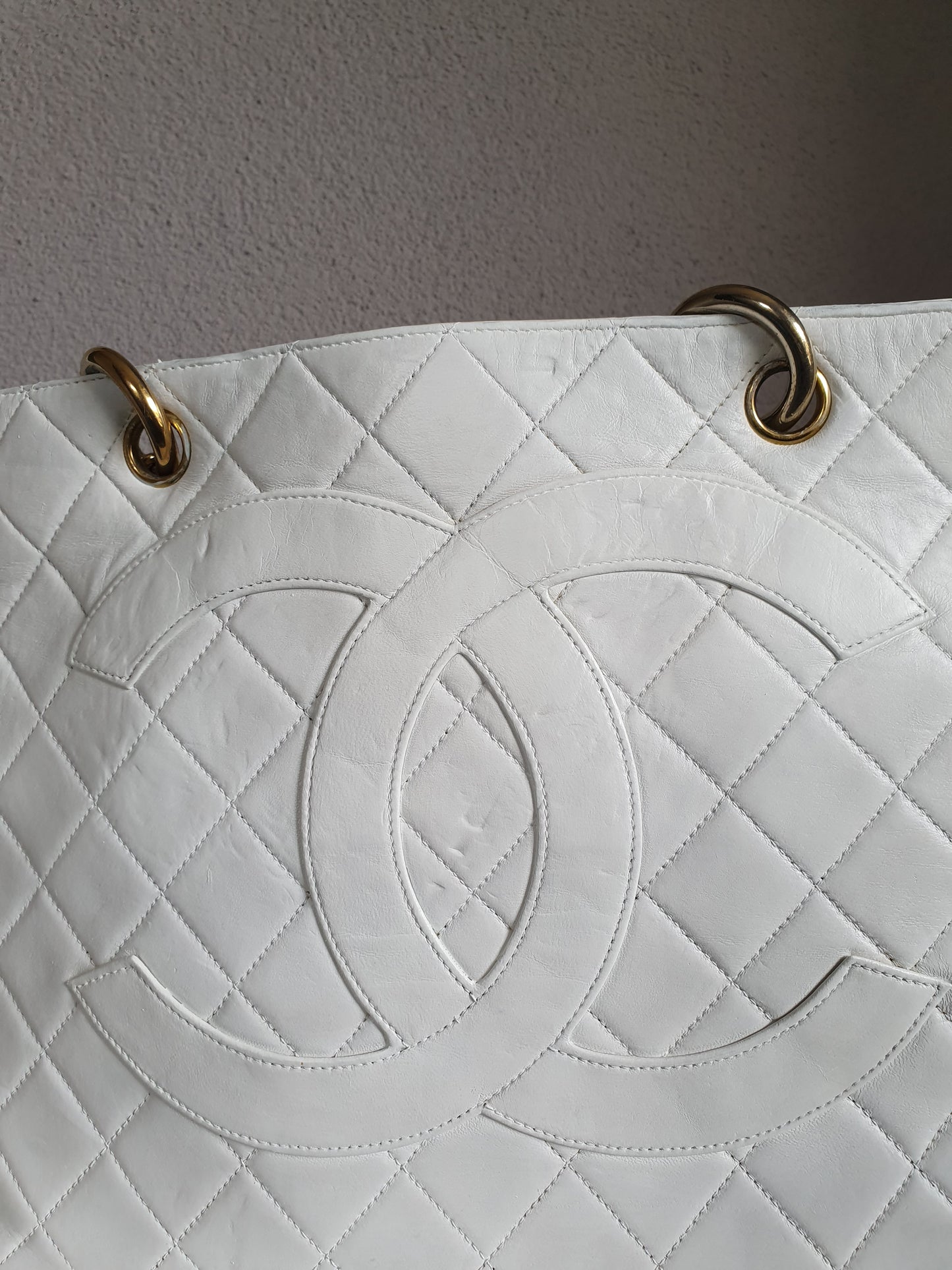 Chanel vintage shopping tote