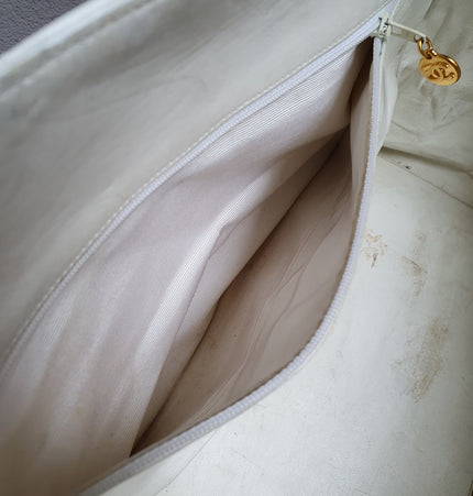 Chanel vintage shopping tote