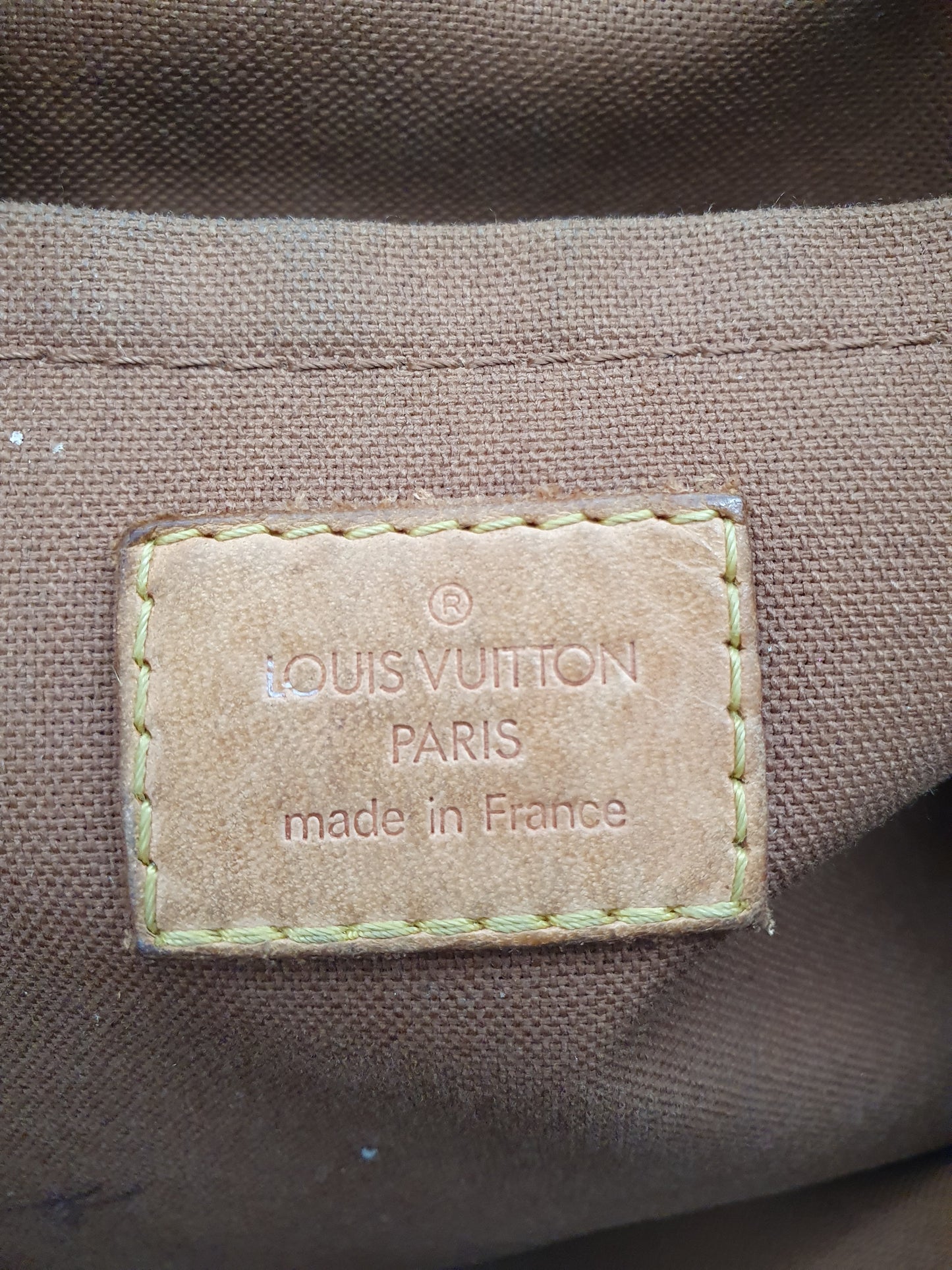 Louis Vuitton Thames shoulder bag