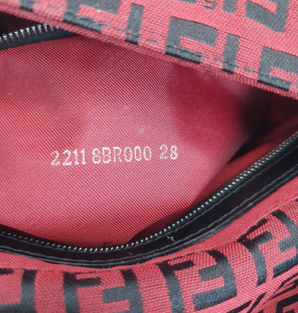 FENDI  baguette shoulder bag