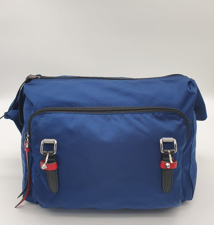 PRADA Re-Edition Nieten-Umhängetasche