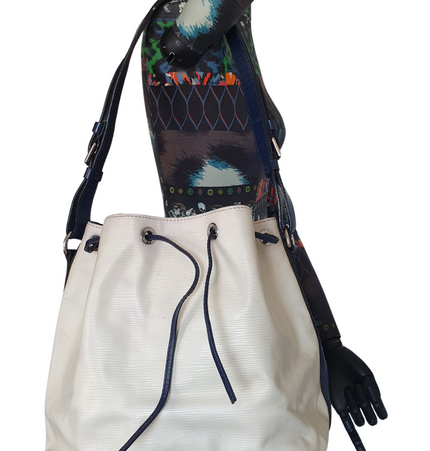 Louis Vuitton neo bucket bag