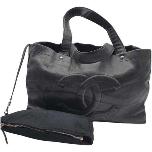 Chanel leather black shoulder bag
