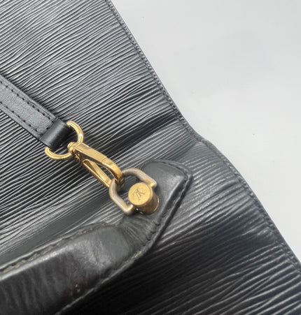 Louis Vuitton monceau crossbody vintage bag