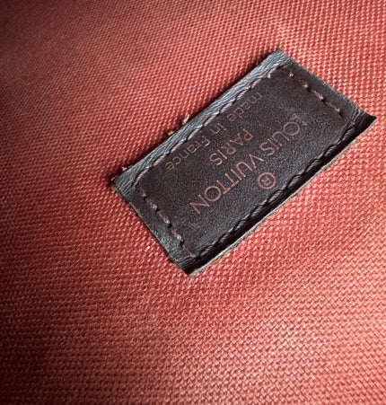 Louis Vuitton crossbody bag