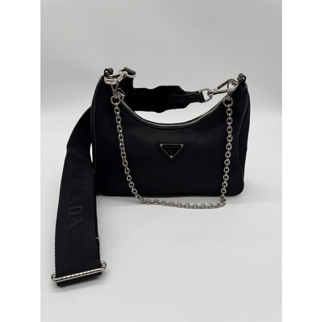 Prada  re-edition 2005 crossbody bag