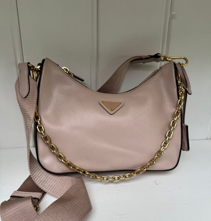 Prada 2000 re edition bag