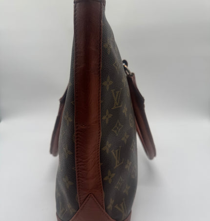 Louis Vuitton shoulder bag