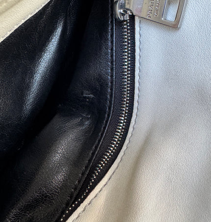 Sac bandoulière Prada à chaîne et rivets