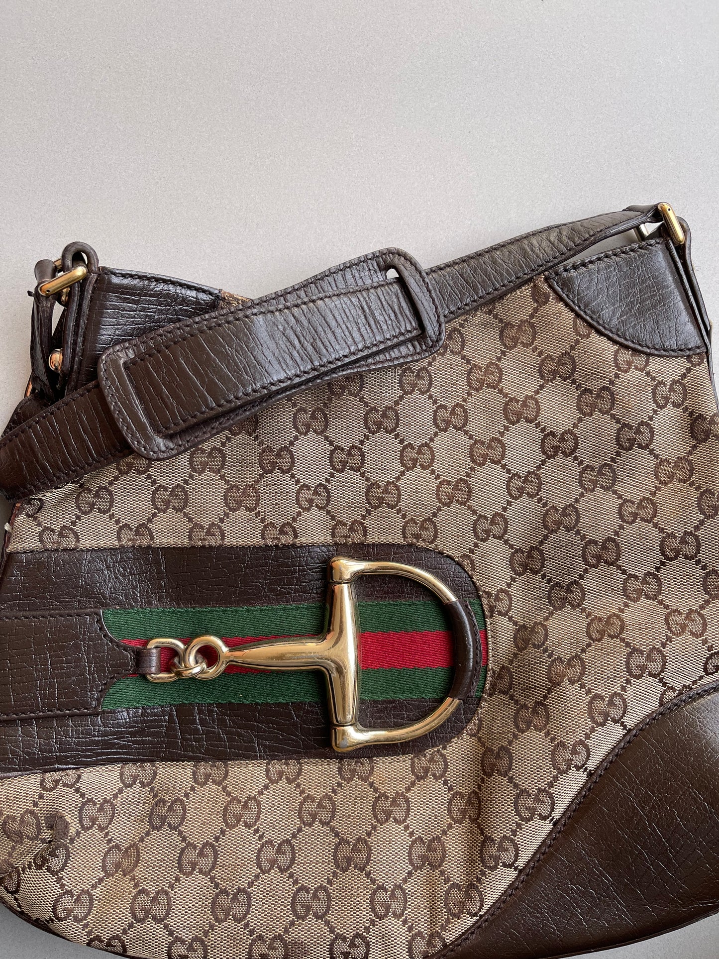 Gucci horse bit shoulder bag