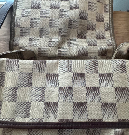 Louis Vuitton crossbody bag