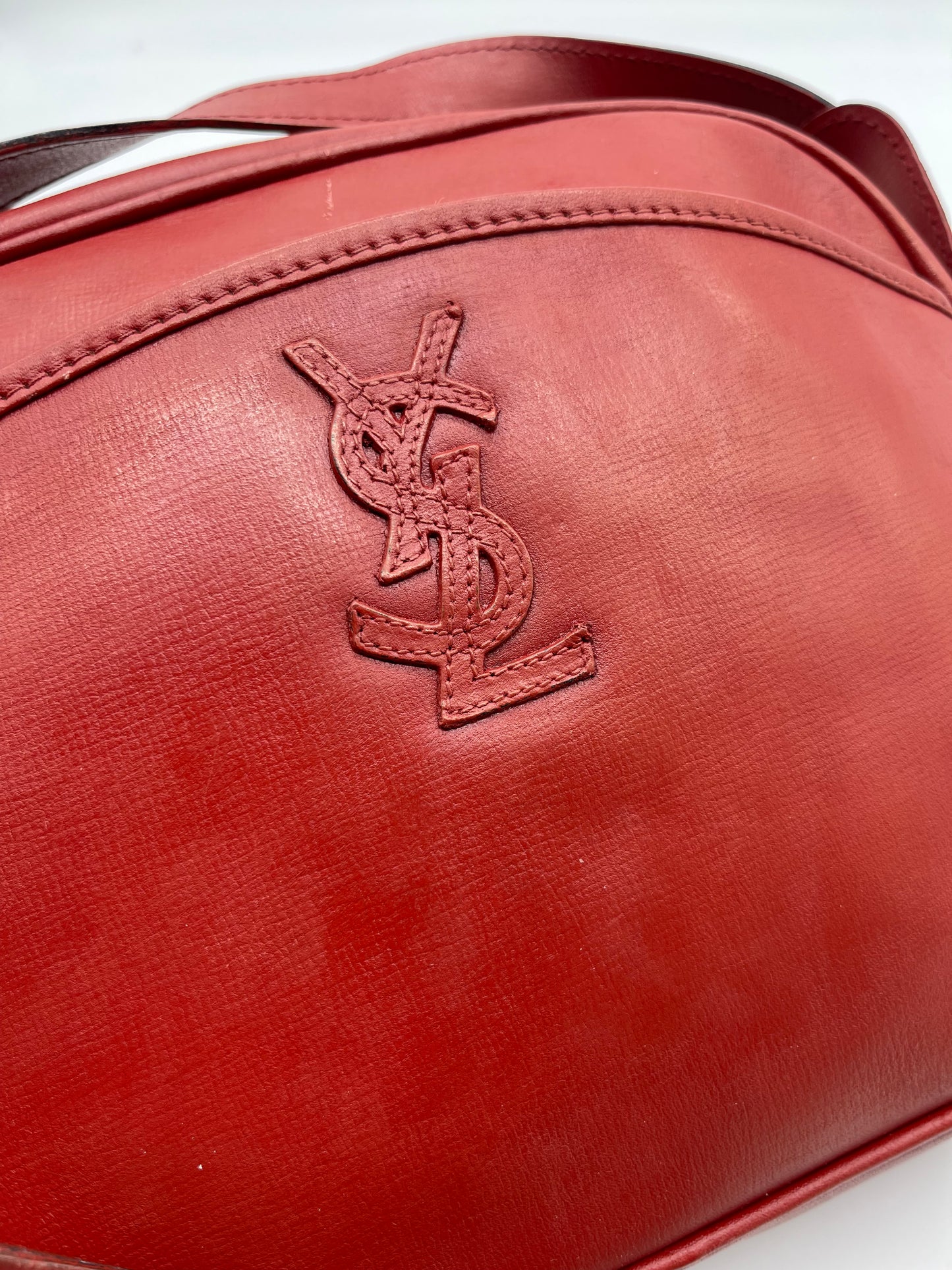 Yve Saint Laurent crossbody bag