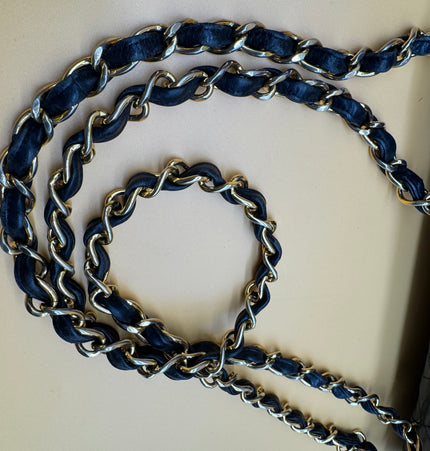 Chanel Jumbo classic bag