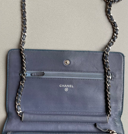 Chanel wallet on chain