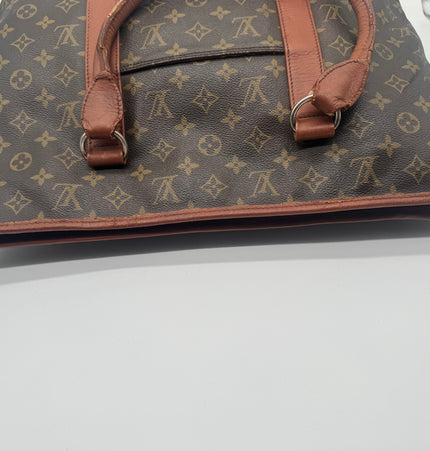 Louis Vuitton shoulder bag