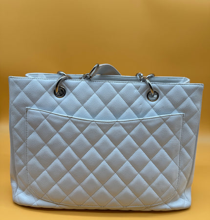 Sac cabas Chanel en cuir caviar avec bandoulière