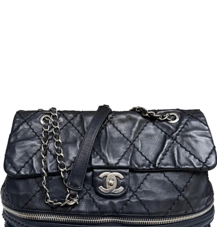Chanel XL shoulder bag