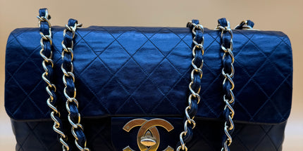 Chanel Jumbo classic bag