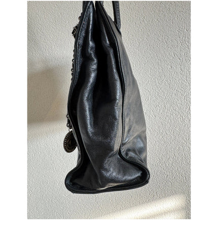 Chanel vintage leather shoulder bag