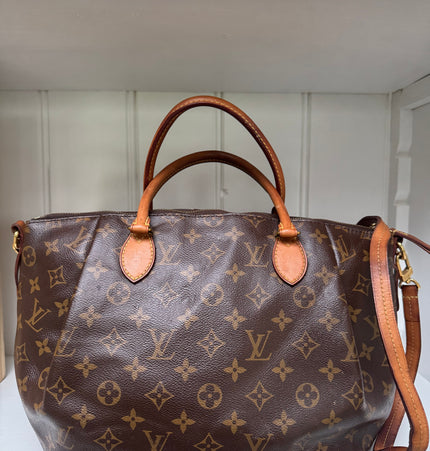 Louis monogram handbag
