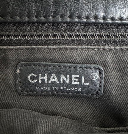 Chanel XL shoulder bag