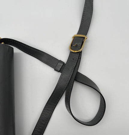 Celine Triumphe Vintage Umhängetasche