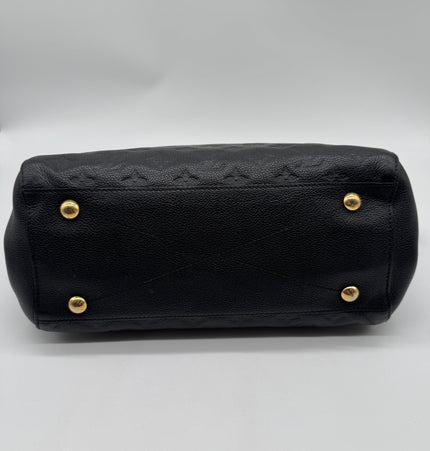 Louis Vuitton emperiente handbag