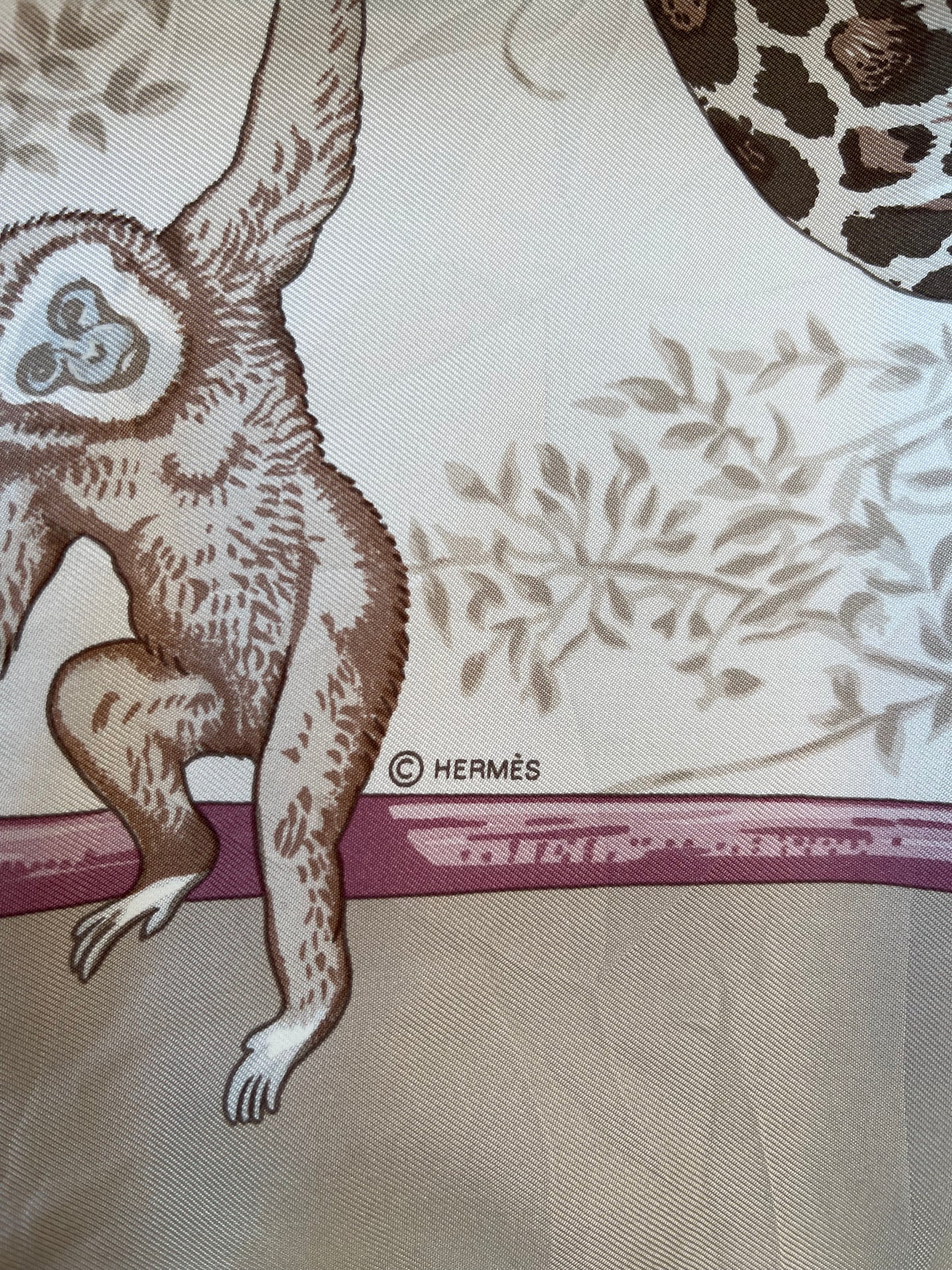 Hermes tendresse feline silk scarf