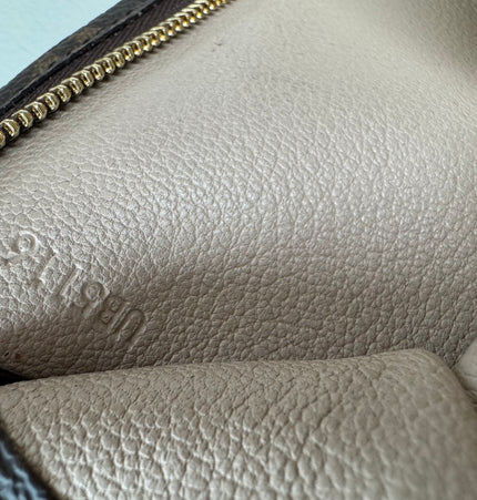 Louis Vuitton pochette