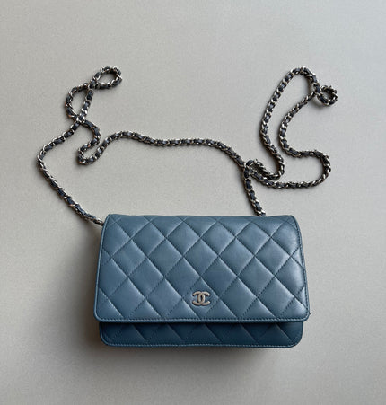 Chanel wallet on chain