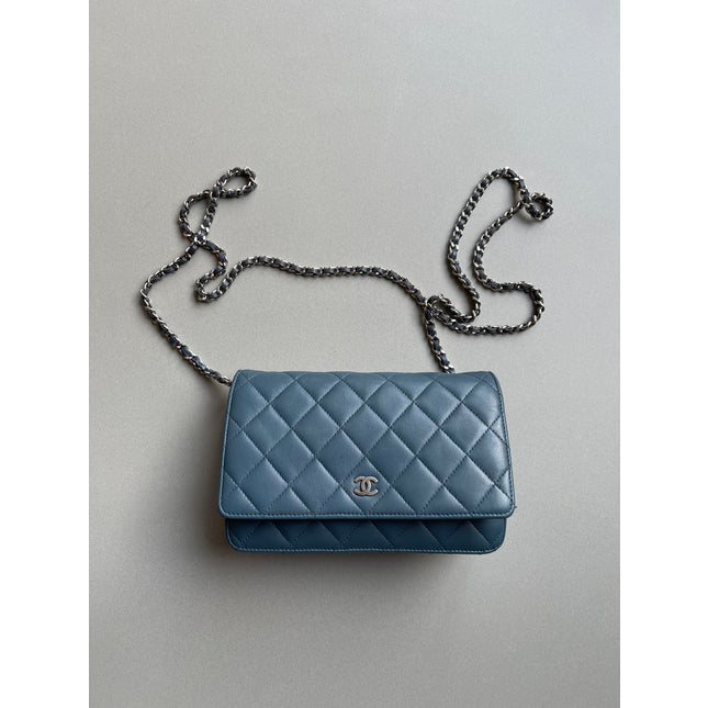 Chanel wallet on chain