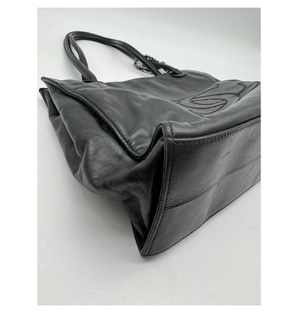 Chanel vintage leather shoulder bag