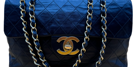 Chanel Jumbo classic bag
