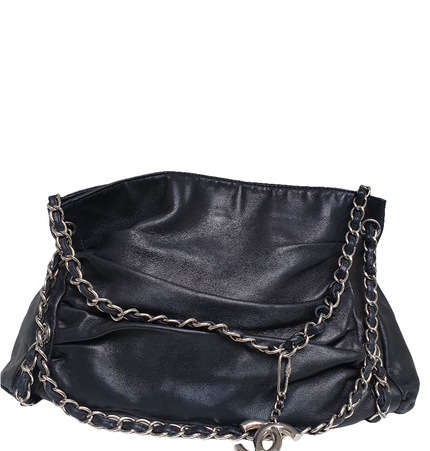 Chanel crossbody leather bag