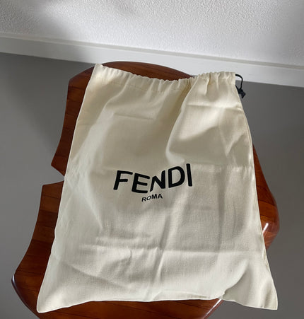Fendi baguette leather crossbody/shoulder bag