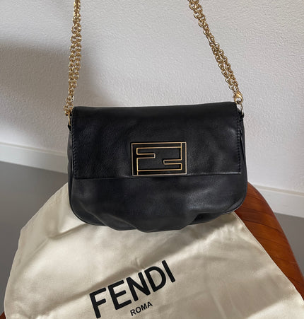 Fendi baguette leather crossbody/shoulder bag