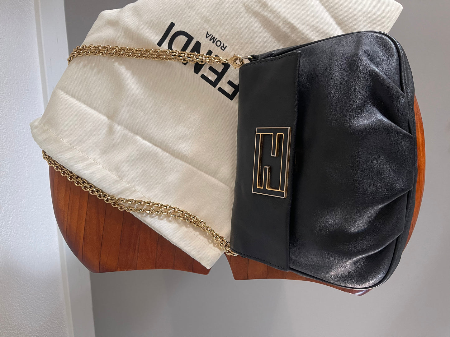 Fendi baguette leather crossbody/shoulder bag
