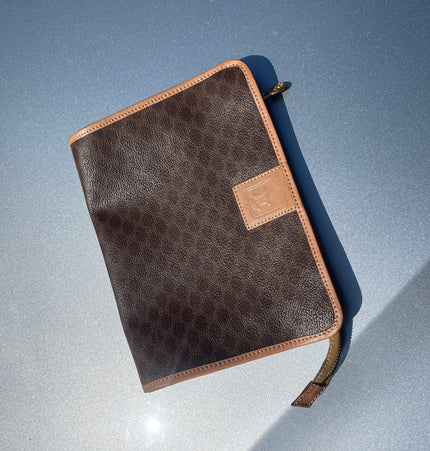 CELINE  triomphe vintage clutch bag