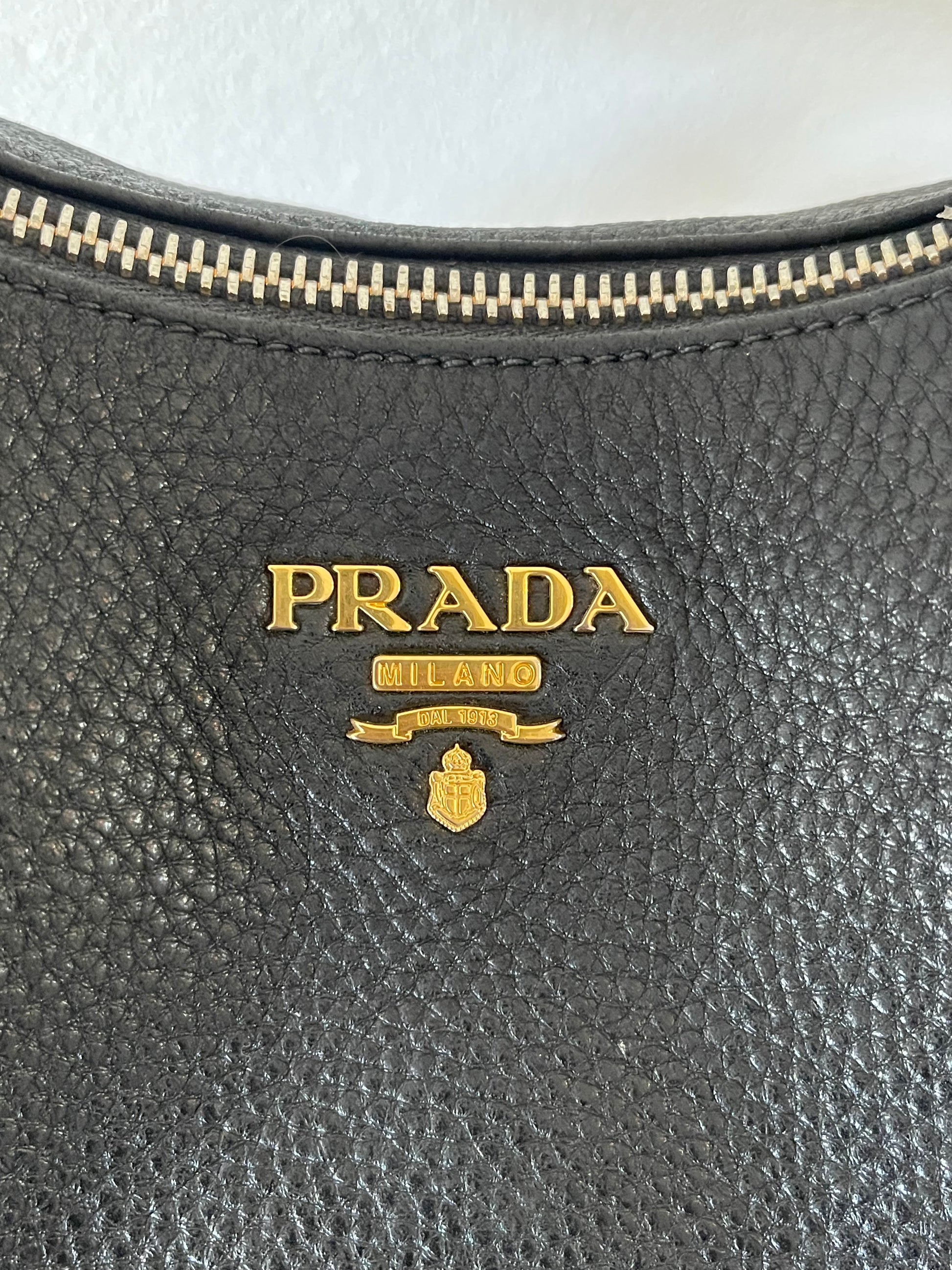PRADA – Phivo-luxe-vintage