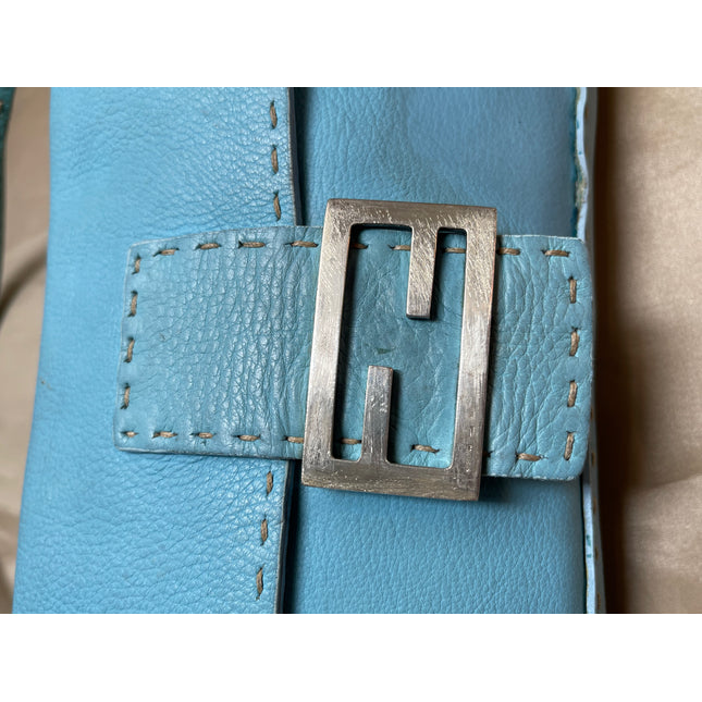 Fendi baguette leather shoulder bag