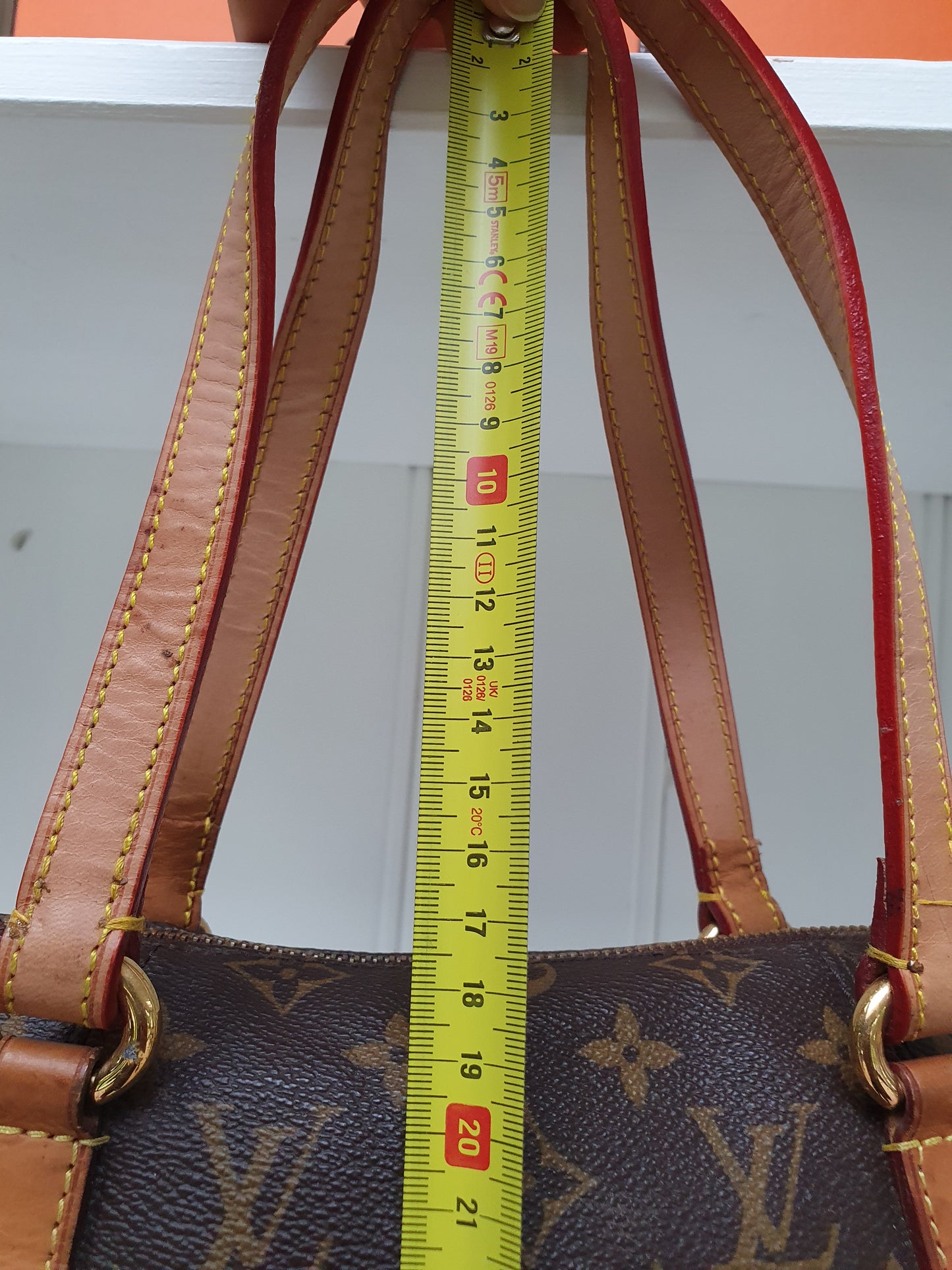 Louis vuitton totally handbag