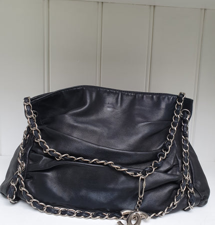 Chanel crossbody leather bag
